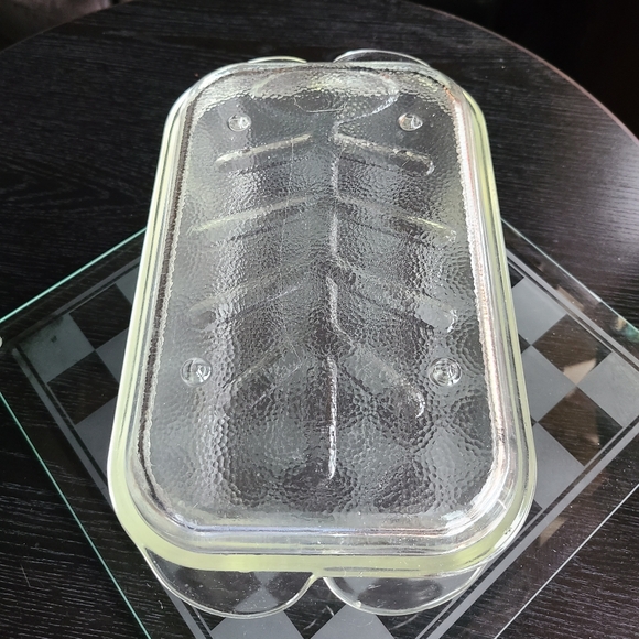 Clear Glass Storage Container with Lid - Picture 5 of 9